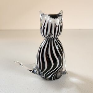 Vintage Art Glass Cat Figurine Paperweight Black White Stripes Taiwan Crazy Cats
